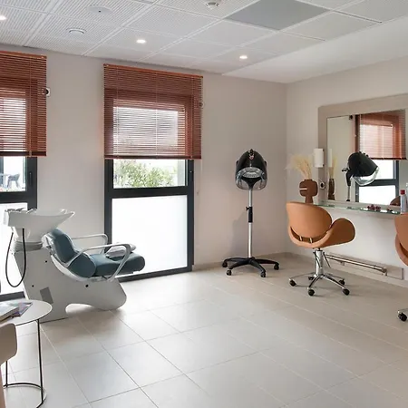 Hotel apartamentowy Domitys Chateau Camas 4*