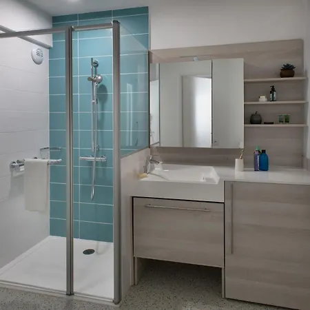 Hotel apartamentowy Domitys Chateau Camas 4*