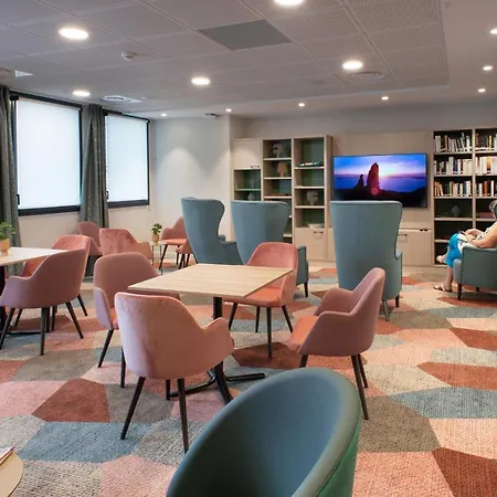 Hotel apartamentowy Domitys Chateau Camas Pin-Balma