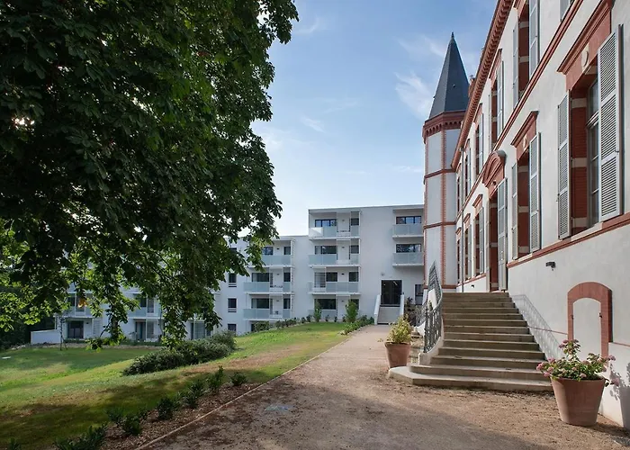 Domitys Chateau Camas Pin-Balma